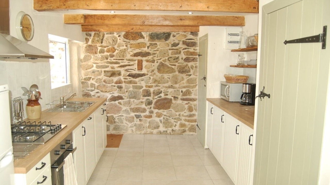 Photo of Kitchen in Plomodiern