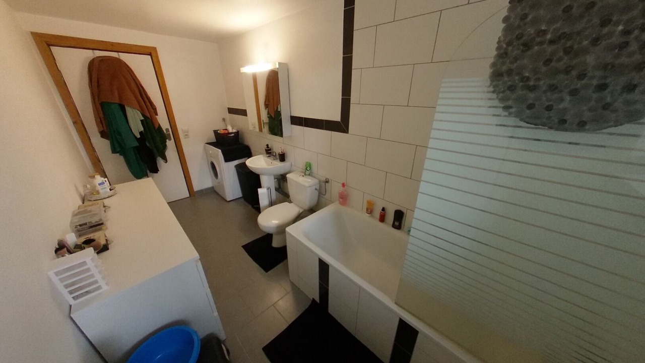 Photo of Bathroom in Ep 4 - Saint-Nicolas