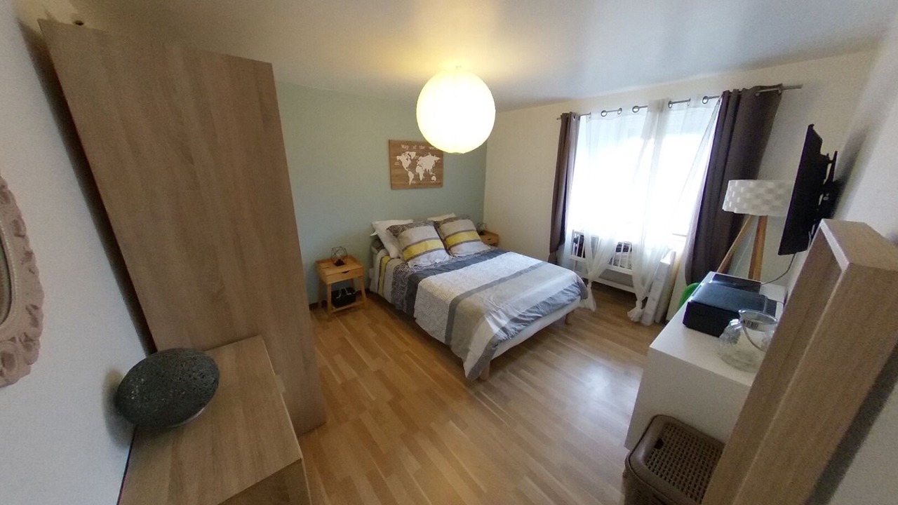 Photo of Bedroom in Ep 4 - Saint-Nicolas