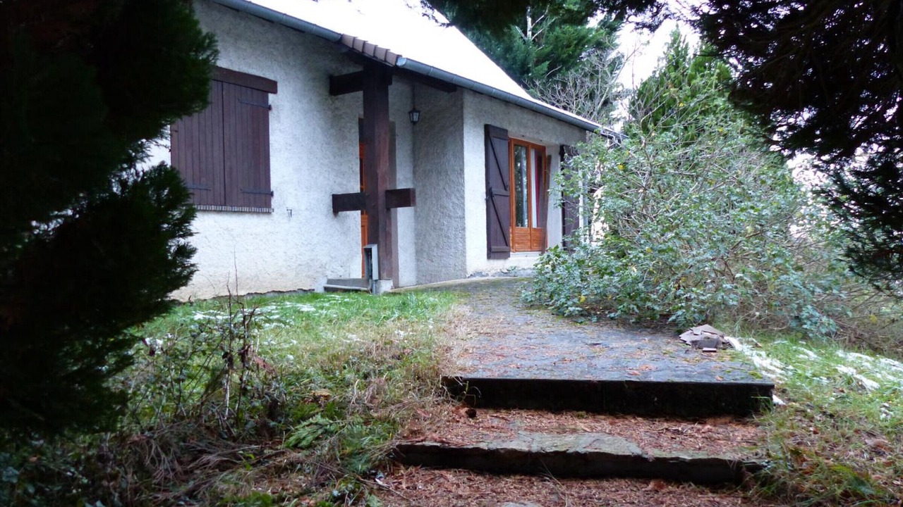 Photo of Outdoor in Saint-Germain-des-Fosses