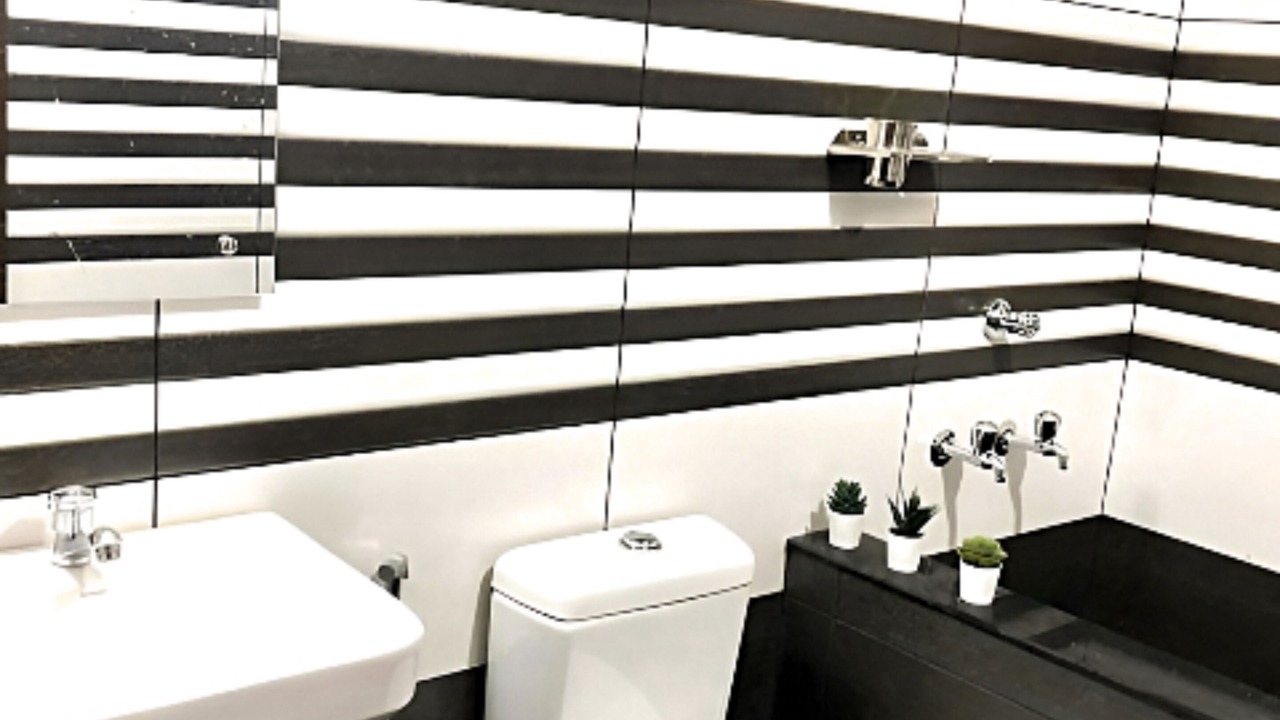 Photo of Bathroom in Kazhakuttam