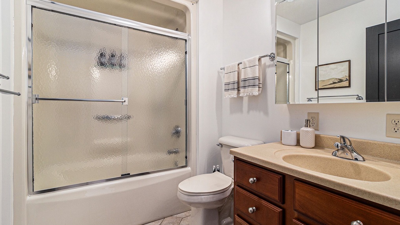 Photo of Bathroom in Silver Lake