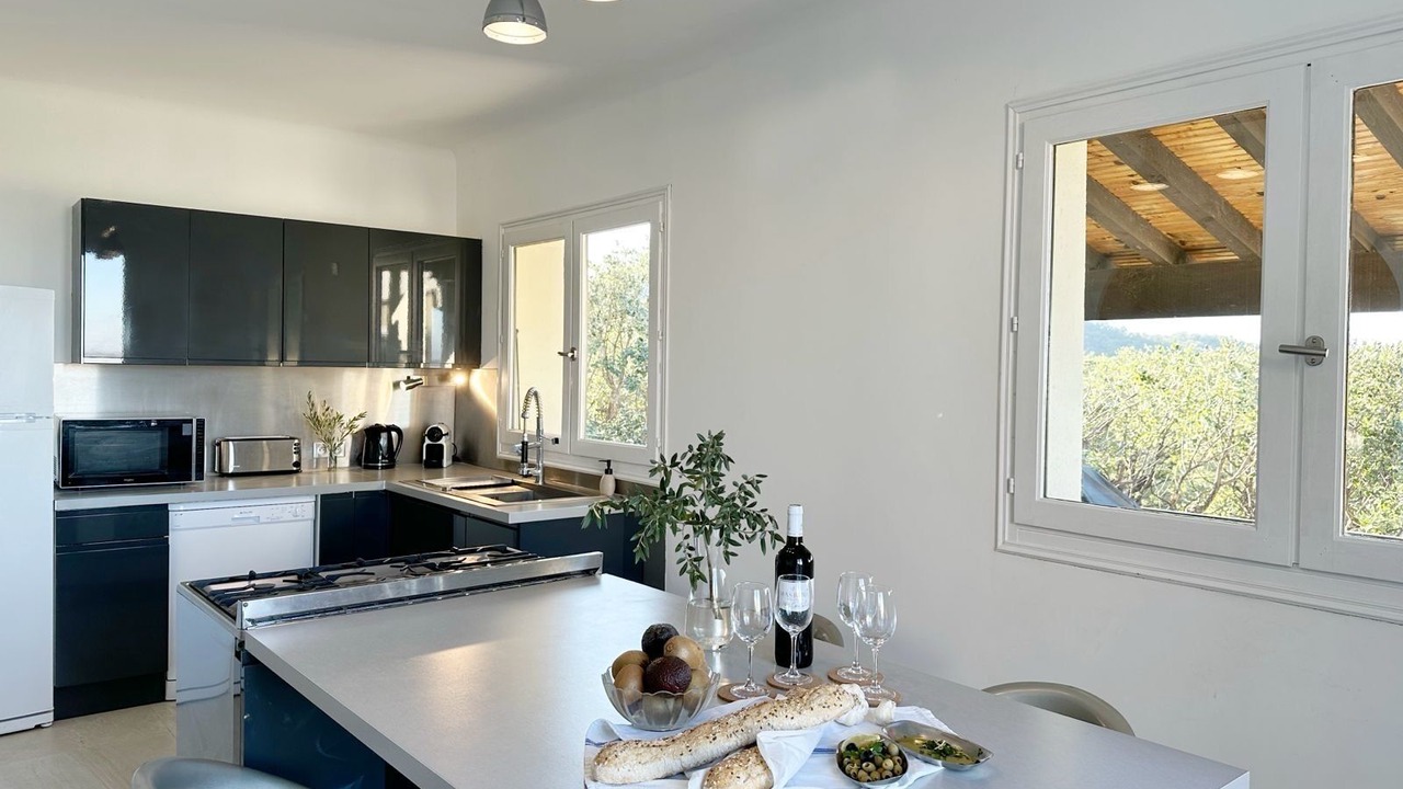 Photo of Kitchen in Montesquieu-des-Alberes