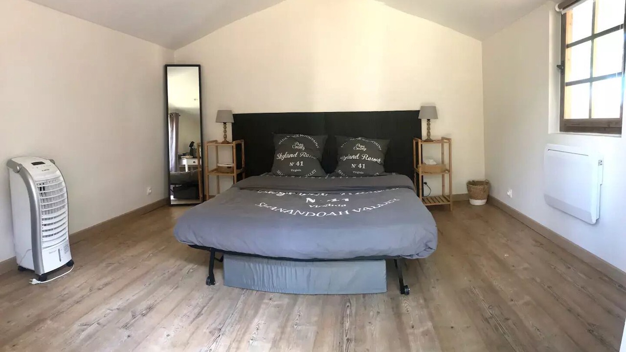 Photo of Bedroom in Seillons-Source-d'Argens