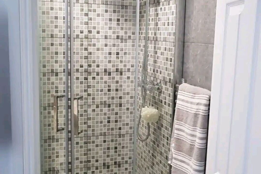 Photo of Bathroom in Cricklewood