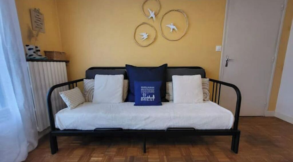 Photo of Bedroom in Saint-Marc