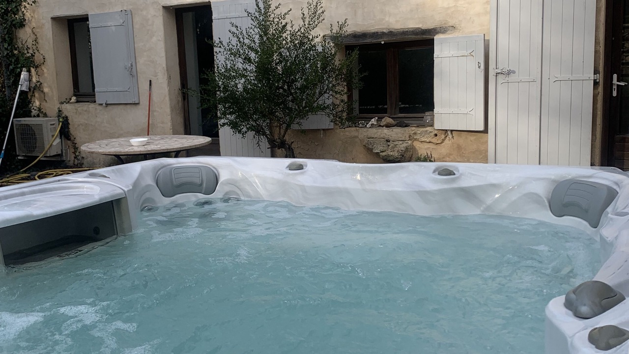 Photo of Outdoor in Cerons