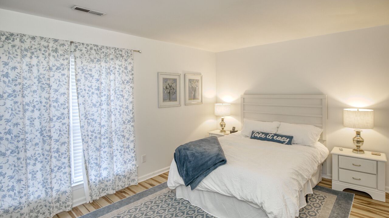Photo of Bedroom in Williamsburg