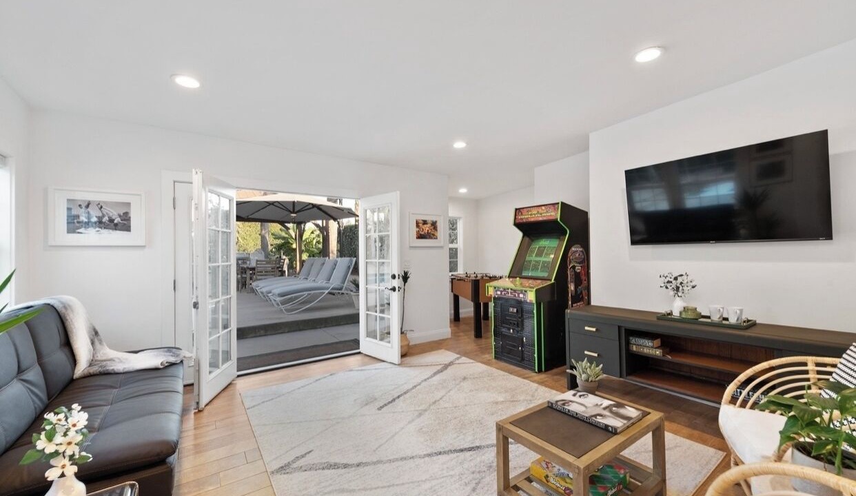 Photo of Bedroom in Toro Canyon
