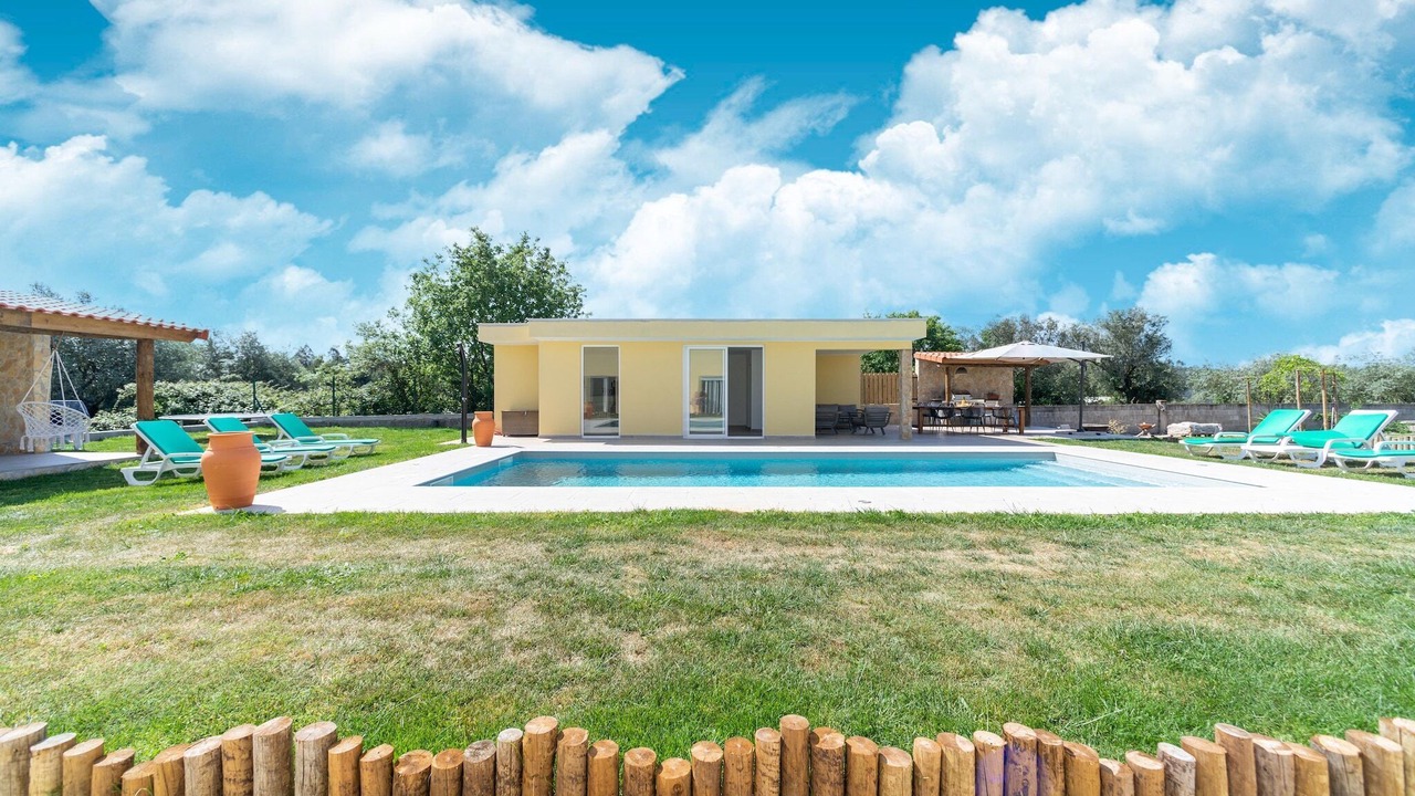 Photo of Outdoor in Camparca