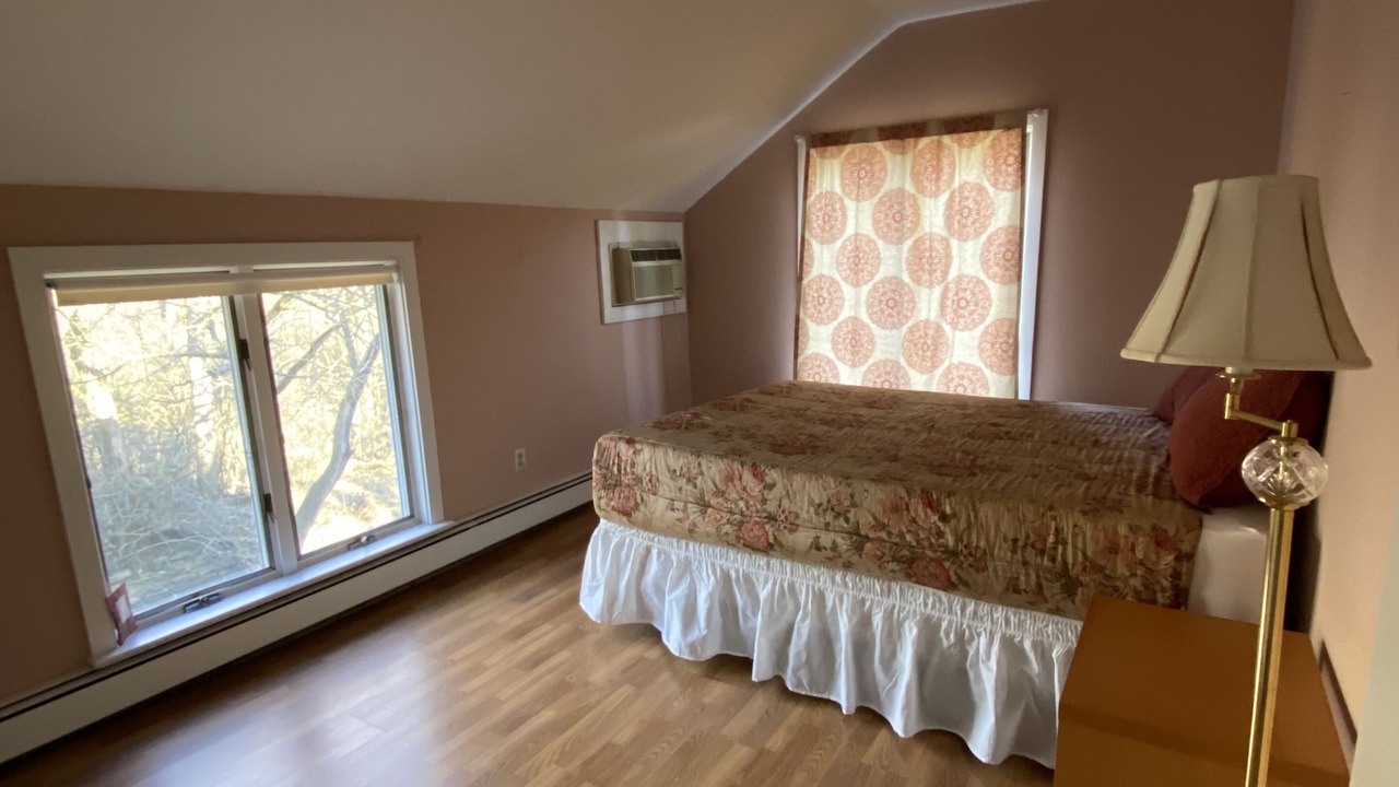 Photo of Bedroom in Holicong