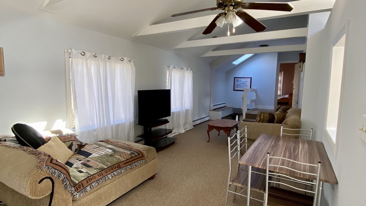 Photo of Livingroom in Holicong