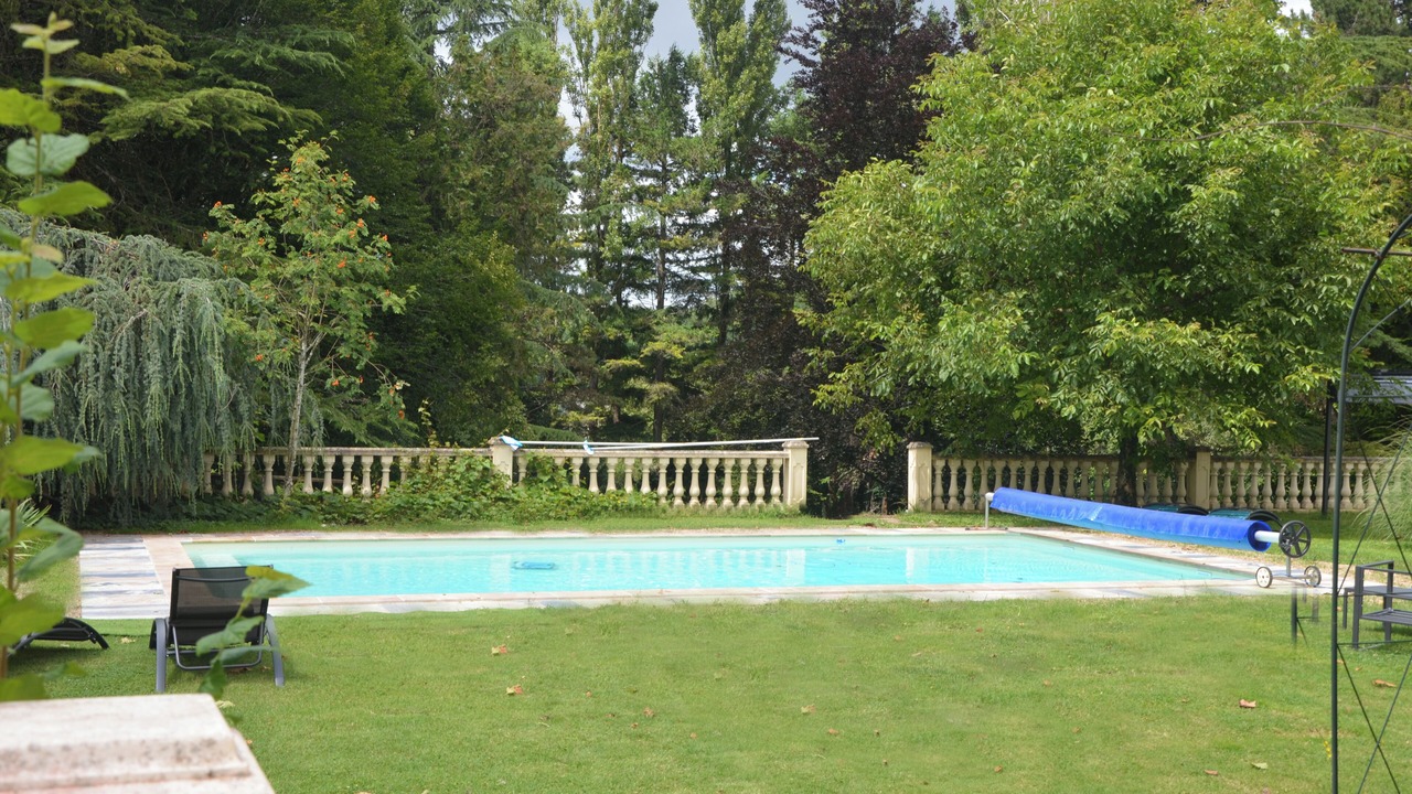 Photo of Outdoor in Cusset