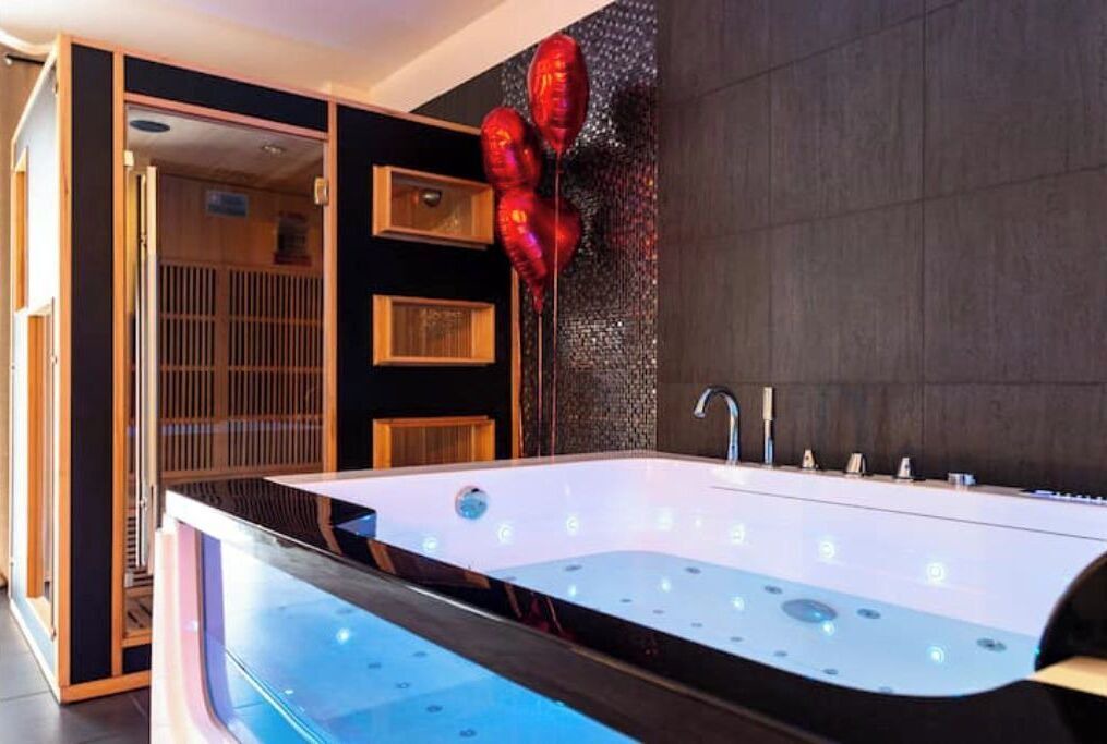 Photo of Bathroom in Faubourg North