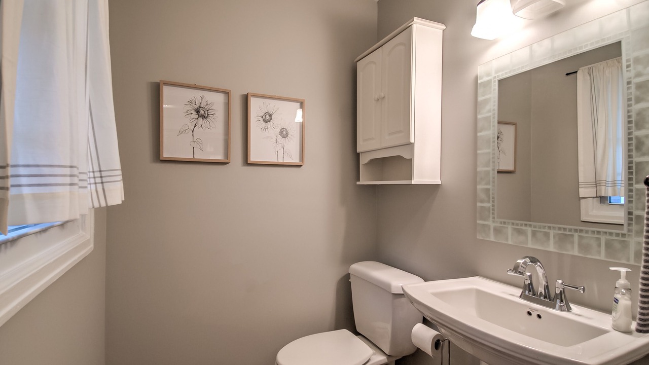 Photo of Bathroom in Lansing