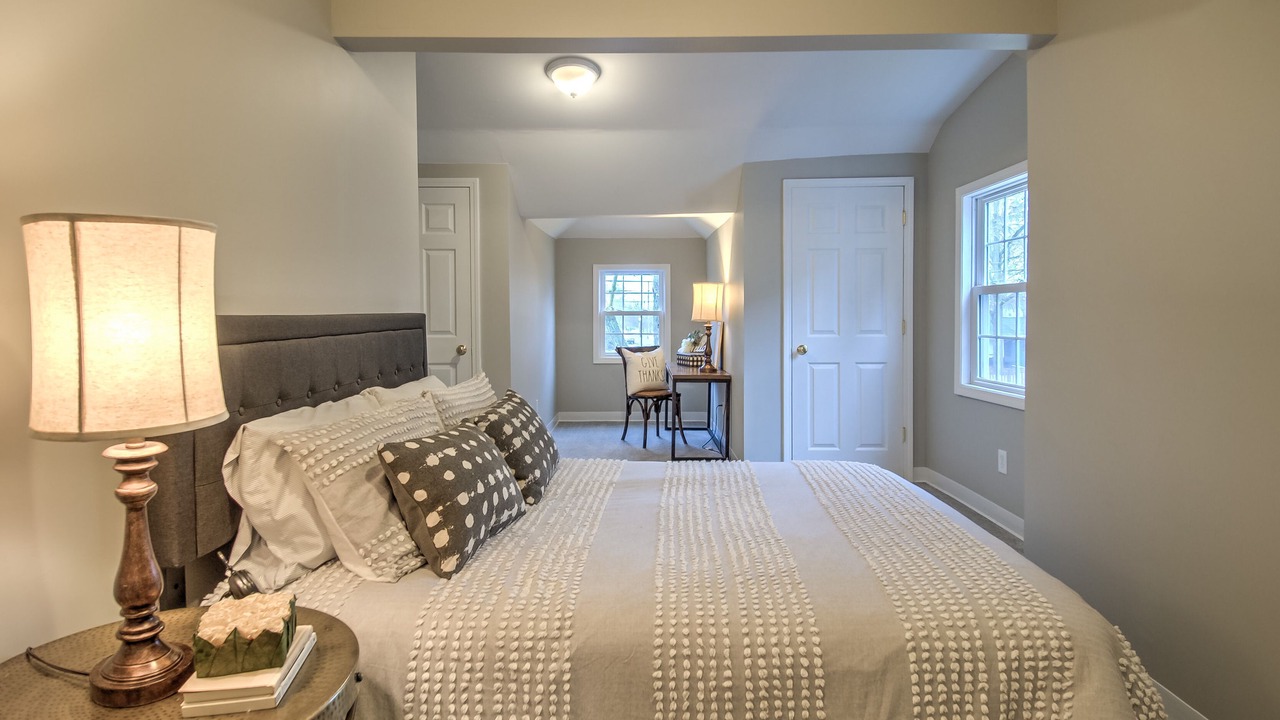 Photo of Bedroom in Lansing