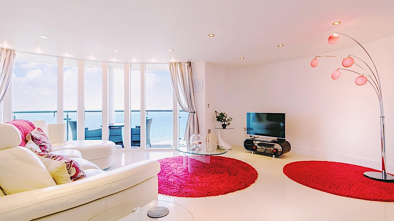 Photo of Livingroom in Newquay City Centre