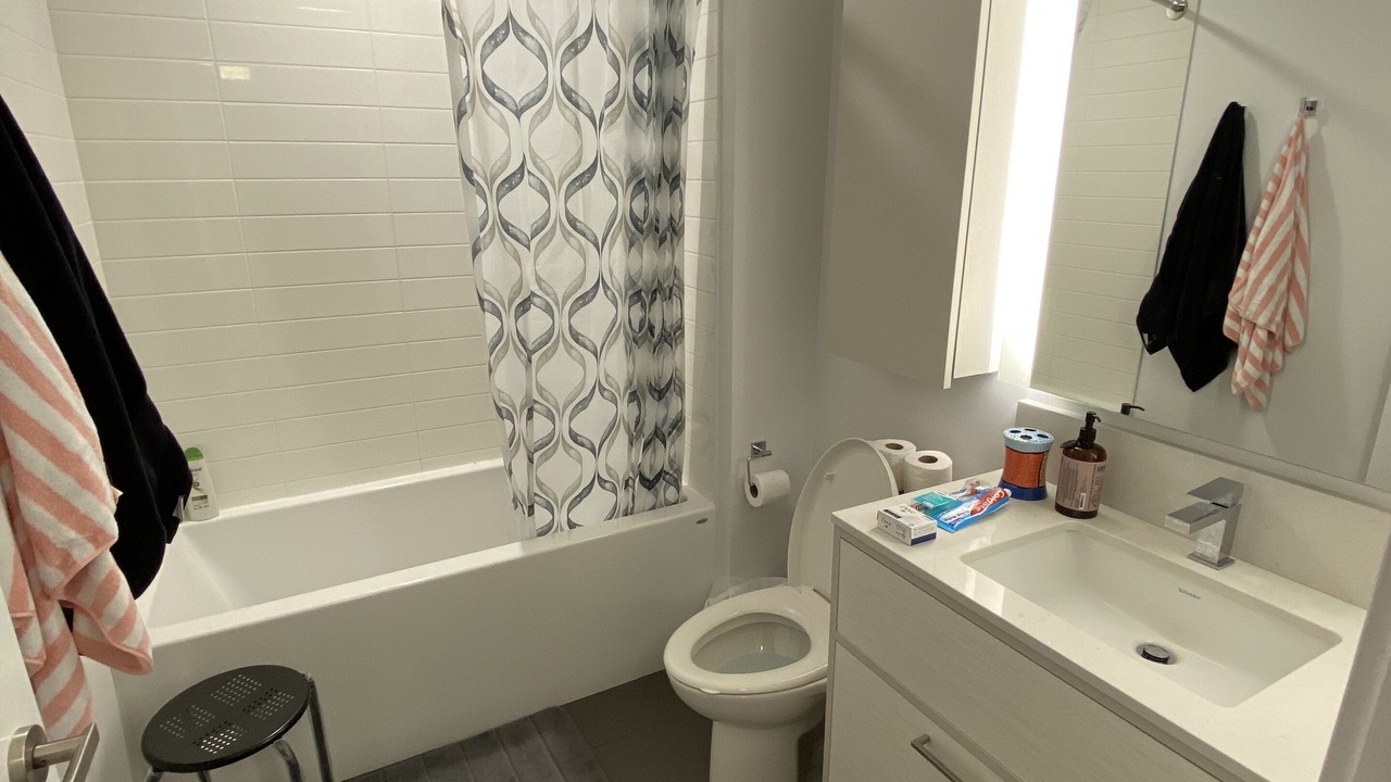 Photo of Bathroom in Bay Street Corridor