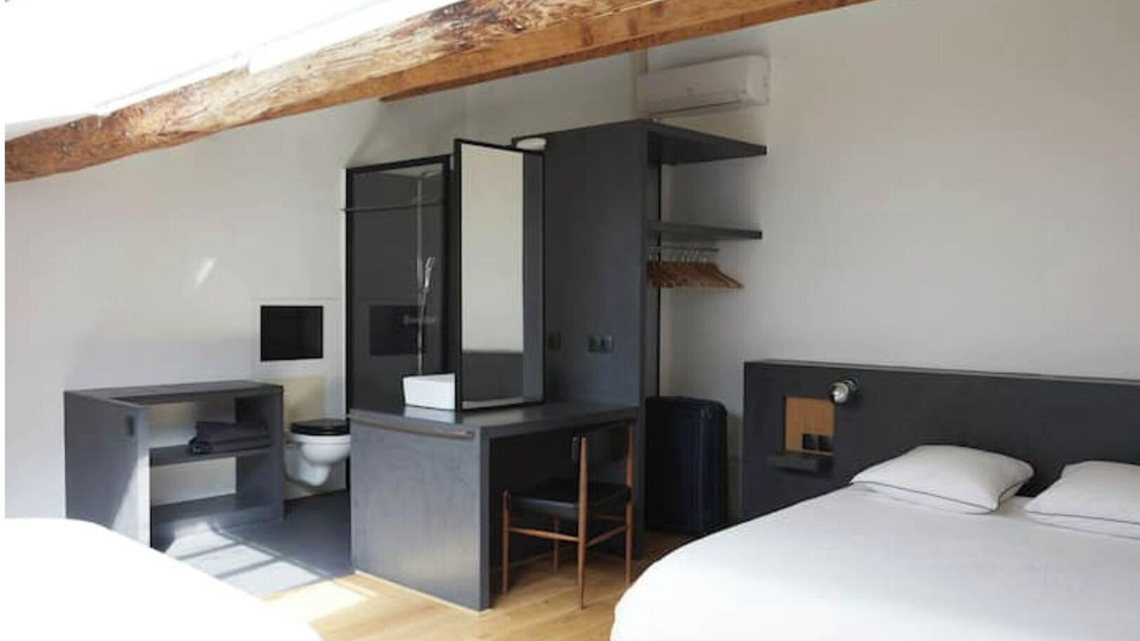 Photo of Bedroom in Opera