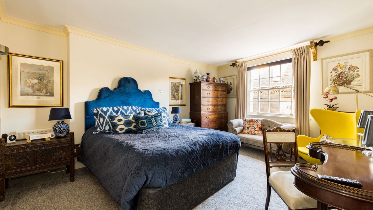 Photo of Bedroom in Mayfair