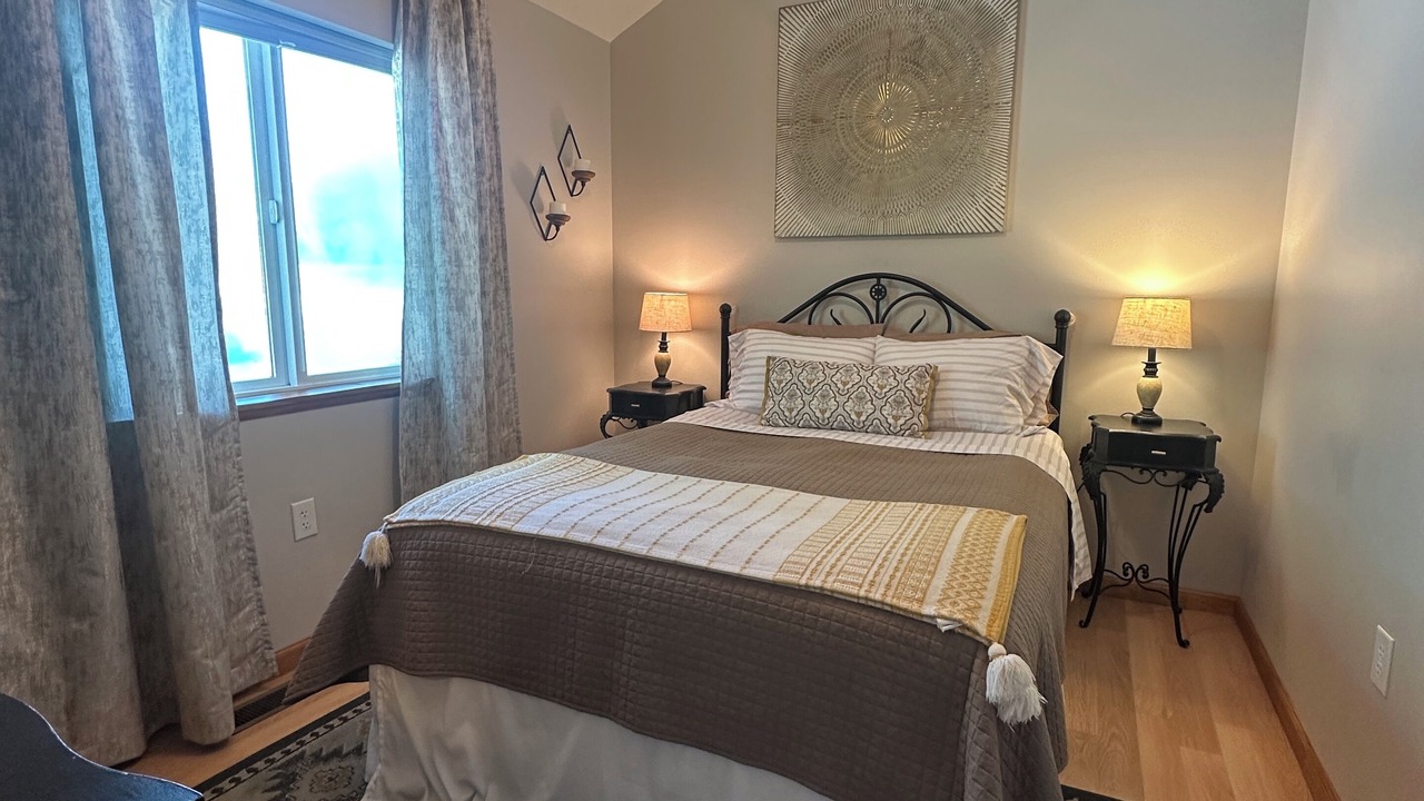 Photo of Bedroom in Cobden