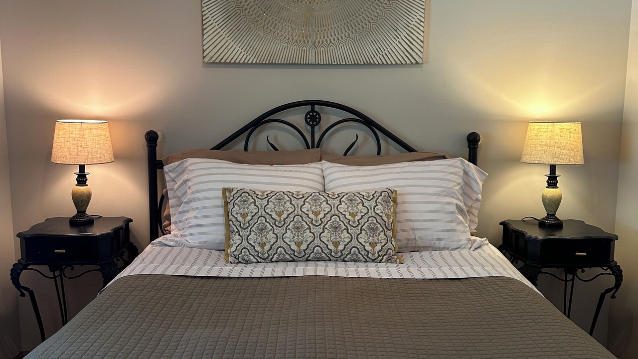 Photo of Bedroom in Cobden