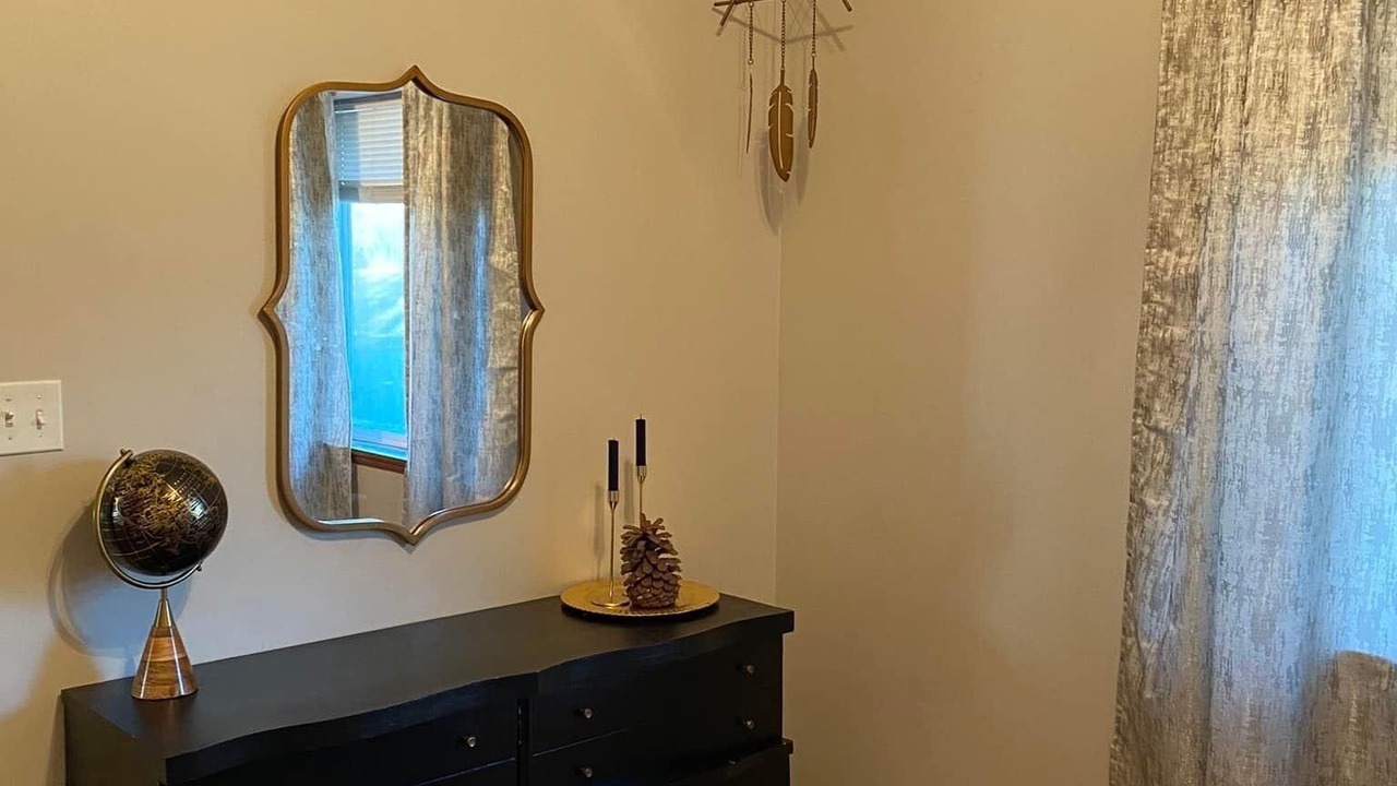 Photo of Bedroom in Cobden