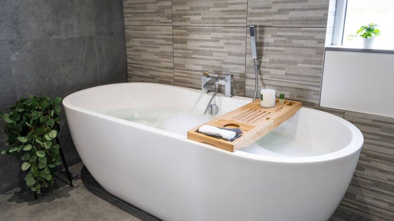 Photo of Bathroom in Lisnarrick
