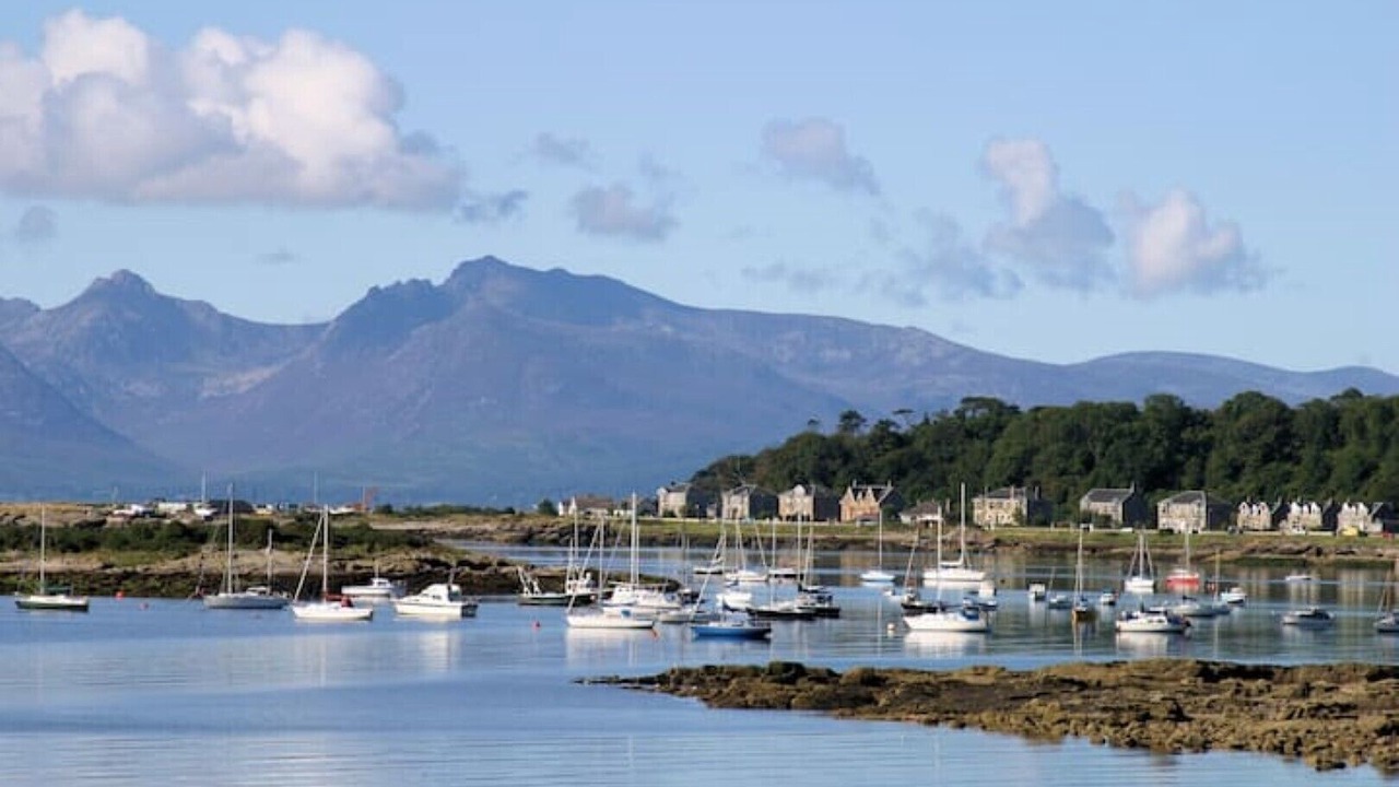 Photo of Others in Millport