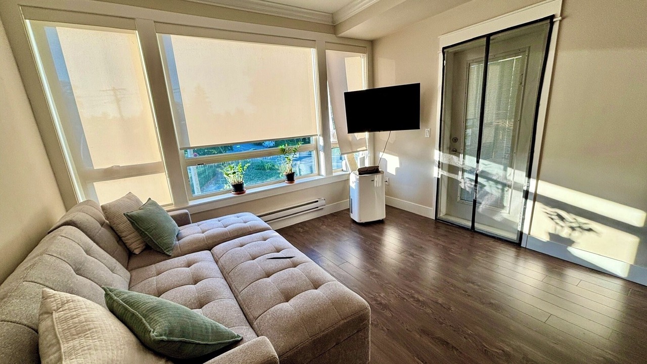 Photo of Livingroom in Cloverdale