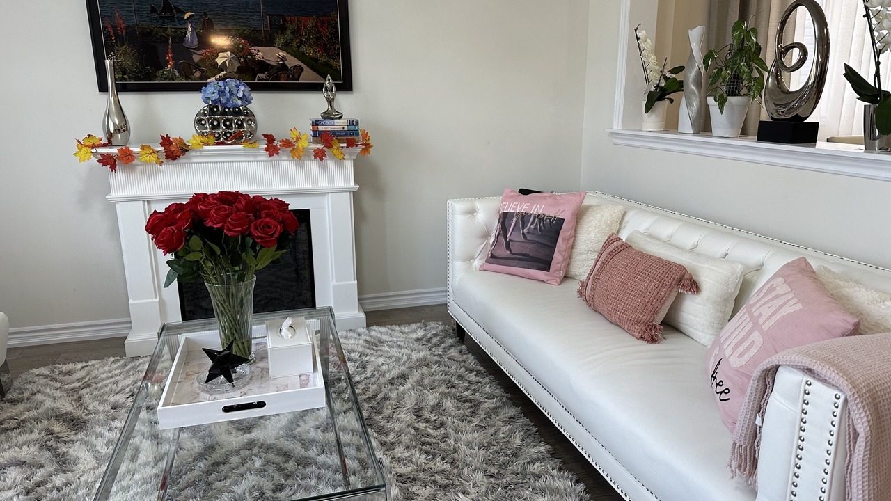 Photo of Livingroom in Thorold