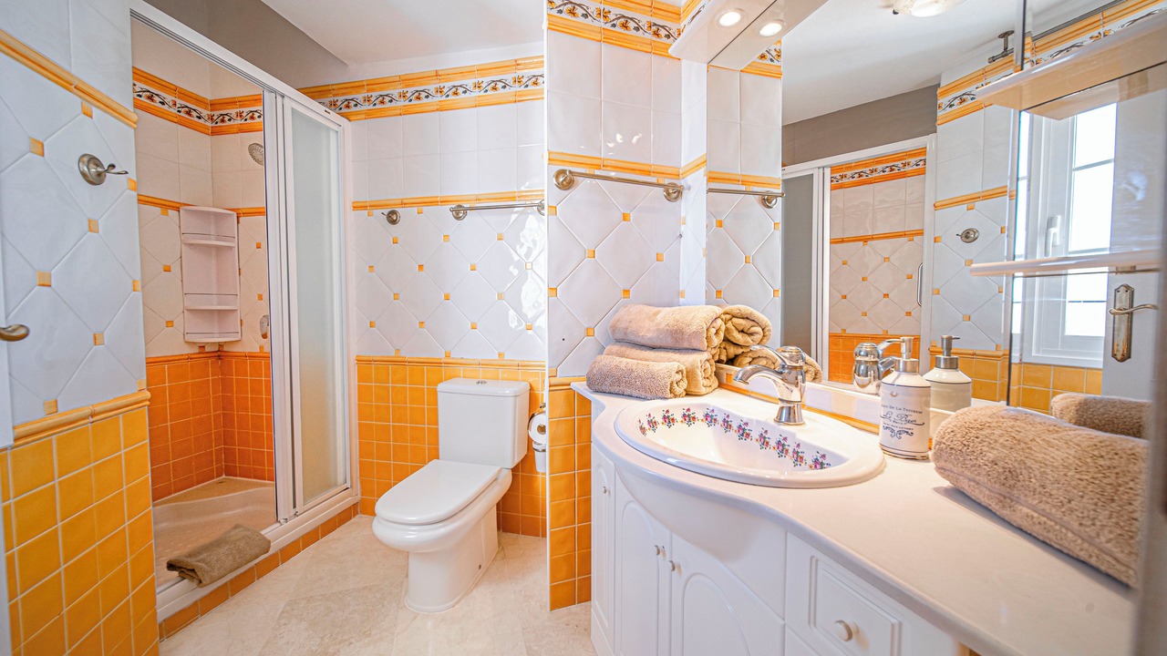 Photo of Bathroom in Adeje