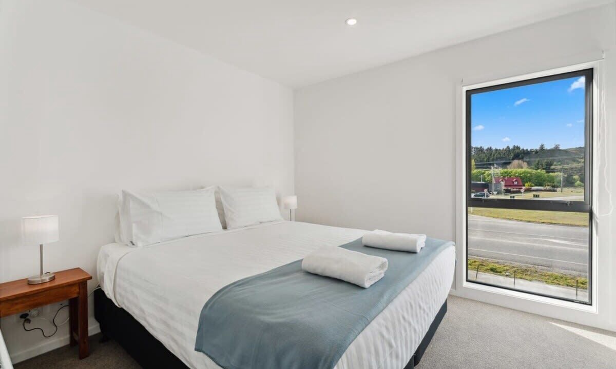 Photo of Bedroom in Albert Town