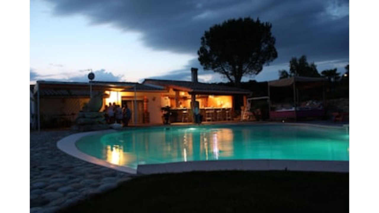Photo of Outdoor in Issel