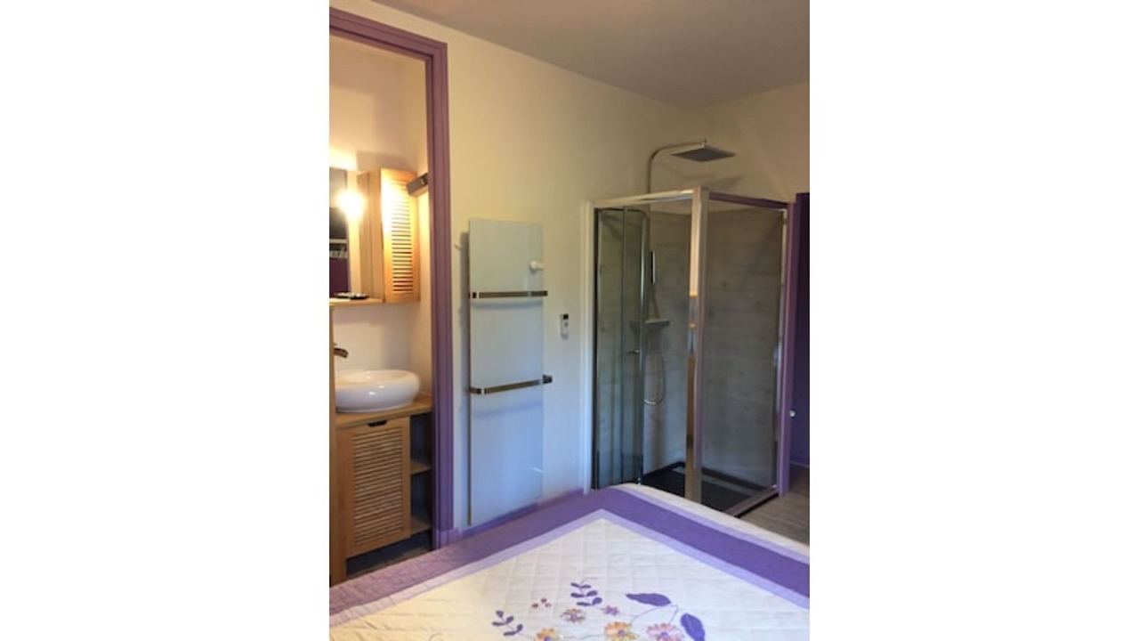 Photo of Bedroom in Issel
