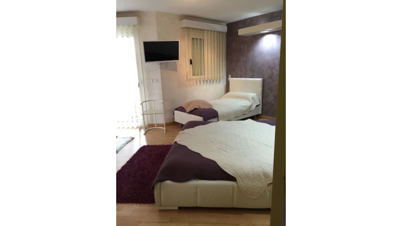 Photo of Bedroom in Issel