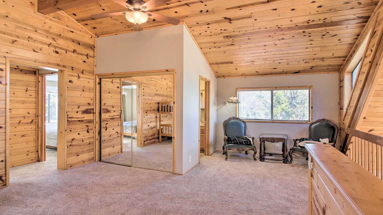 Photo of Bedroom in Pine Mountain Club