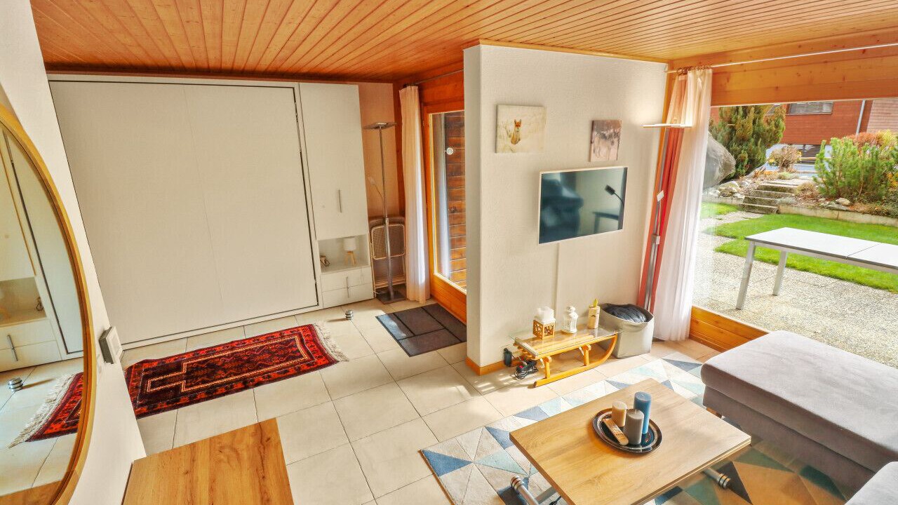 Photo of Livingroom in Lens