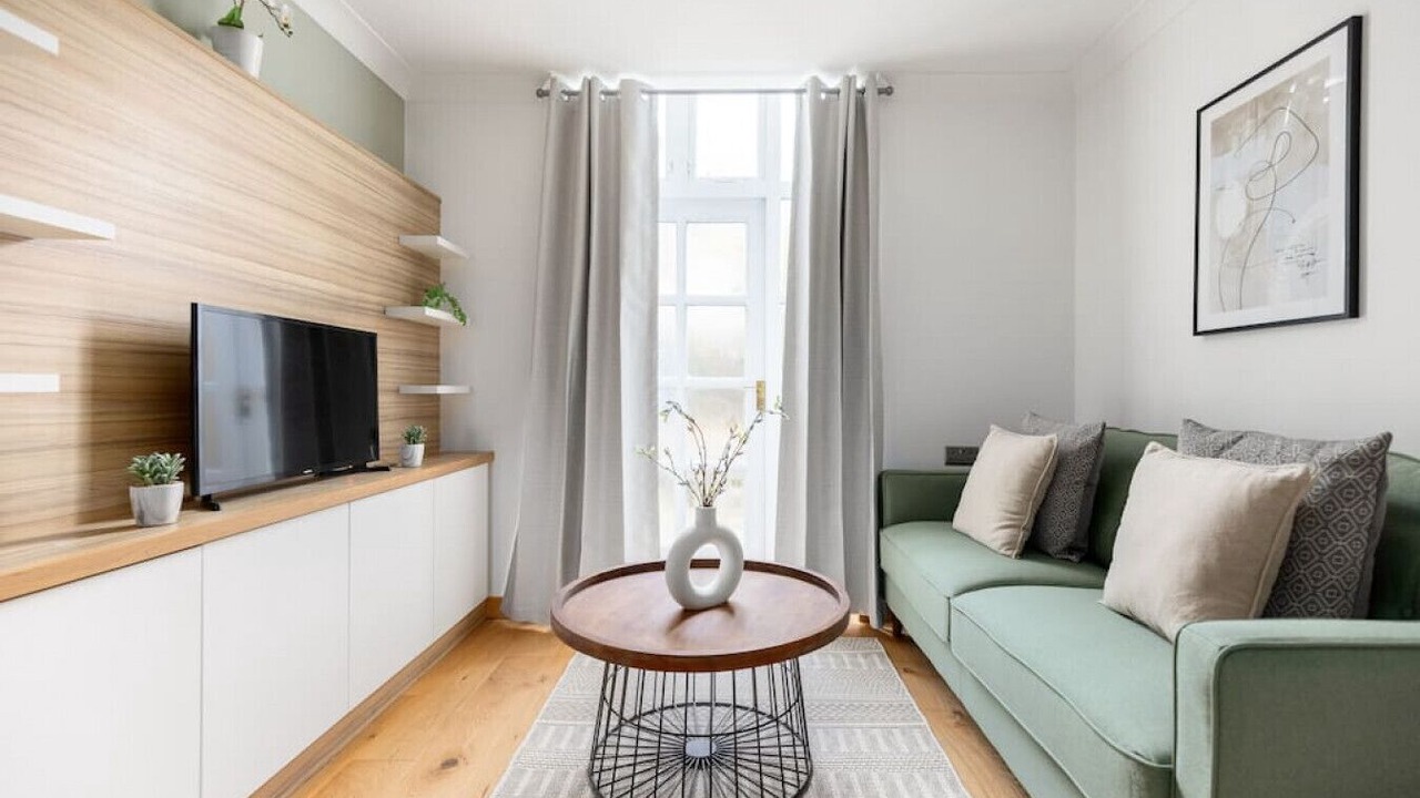 Photo of Livingroom in St. Helen's