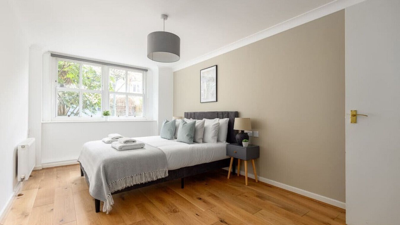 Photo of Bedroom in St. Helen's