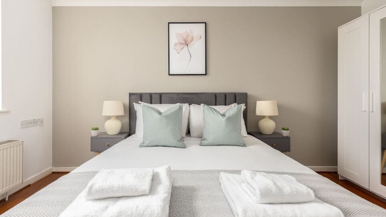 Photo of Bedroom in St. Helen's