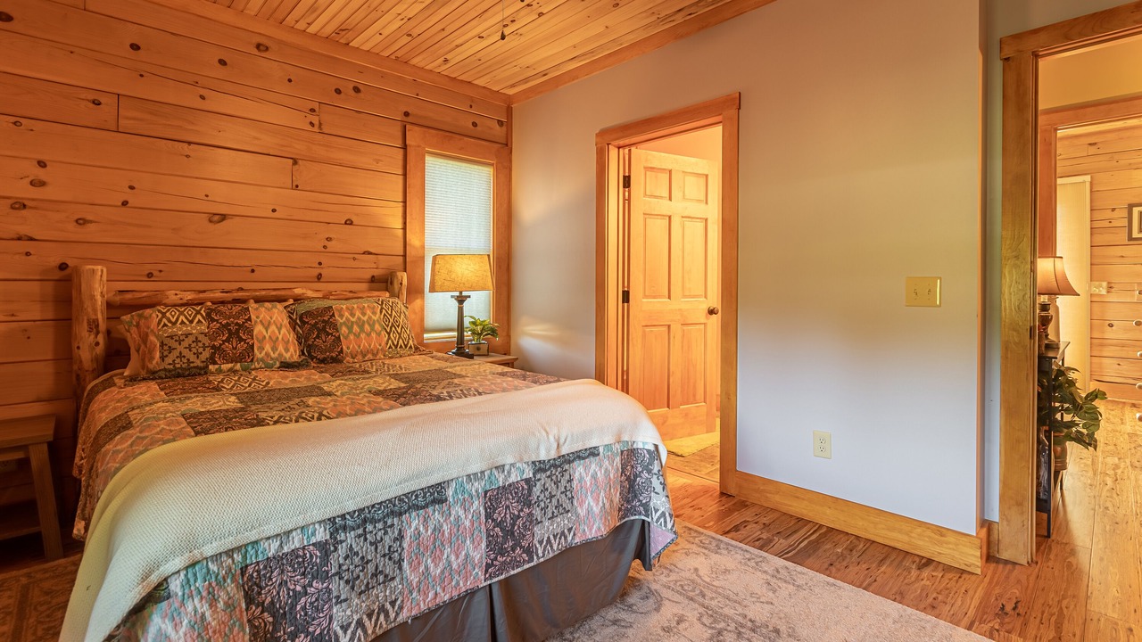Photo of Bedroom in Makanda