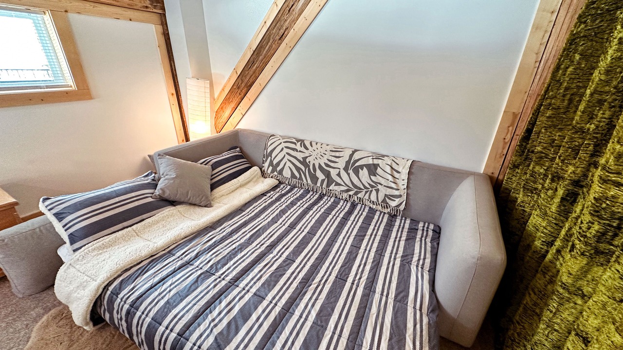 Photo of Bedroom in Kootenay Boundary