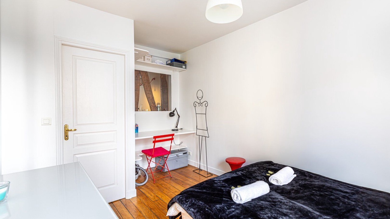Photo of Bedroom in Combat