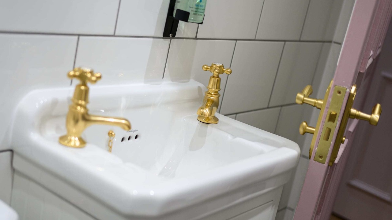 Photo of Bathroom in New Town
