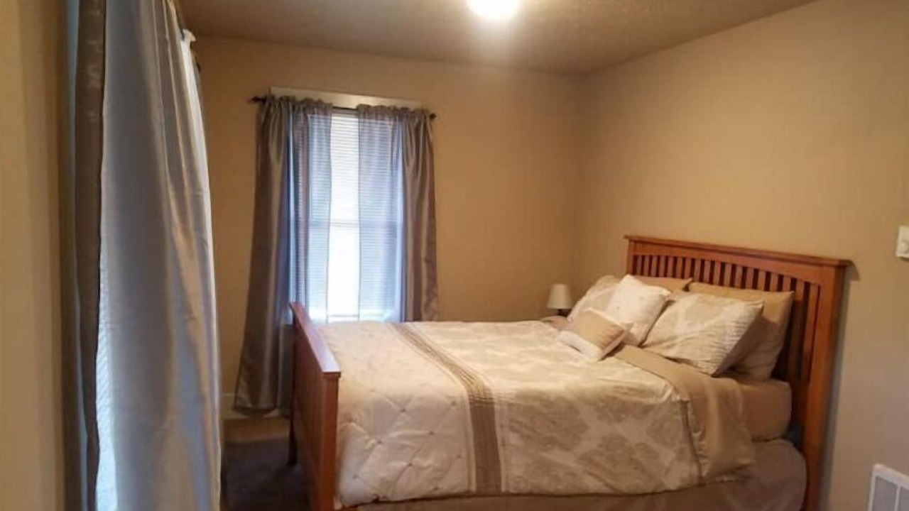 Photo of Bedroom in Cliff - Cannon
