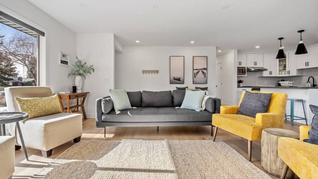 Photo of Livingroom in Southeast Calgary