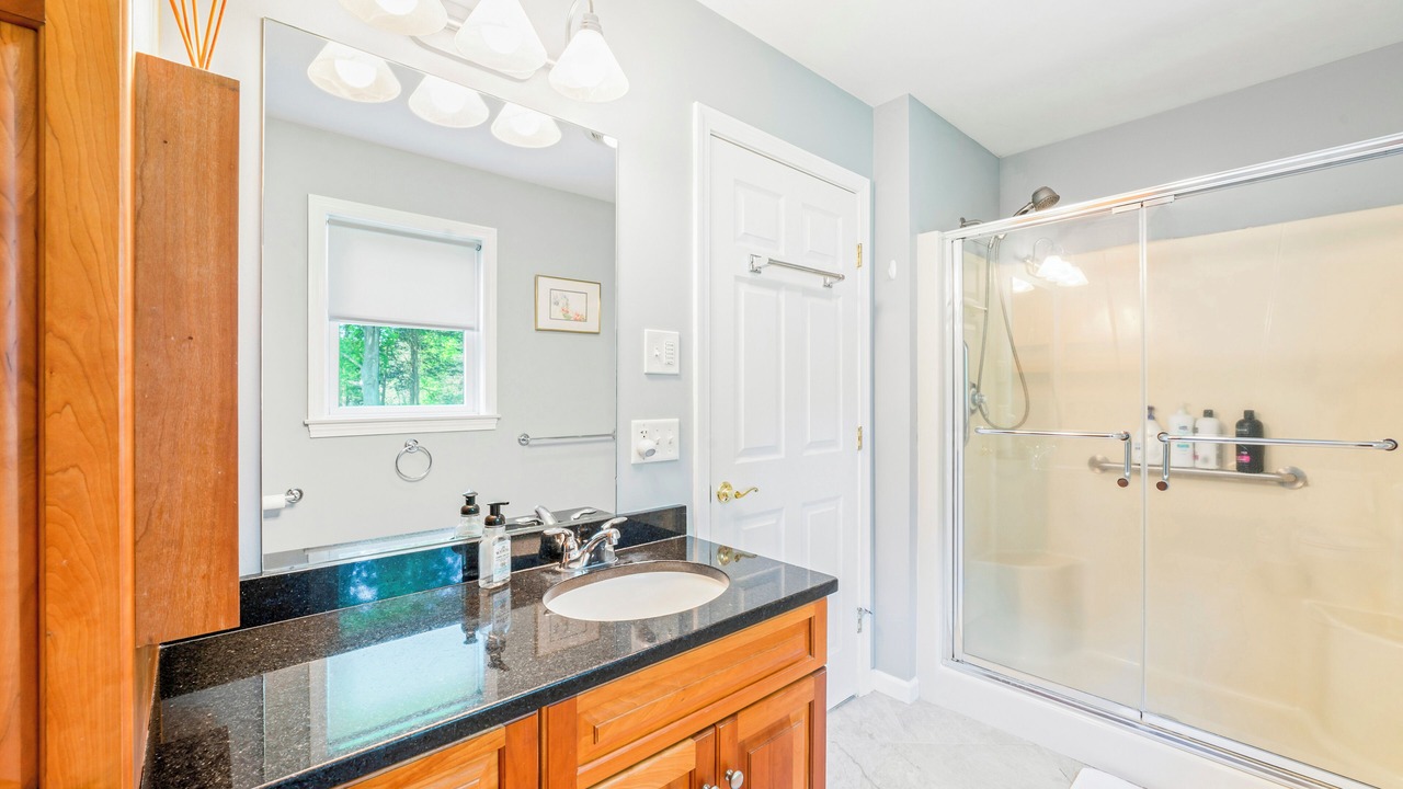 Photo of Bathroom in Old Lyme