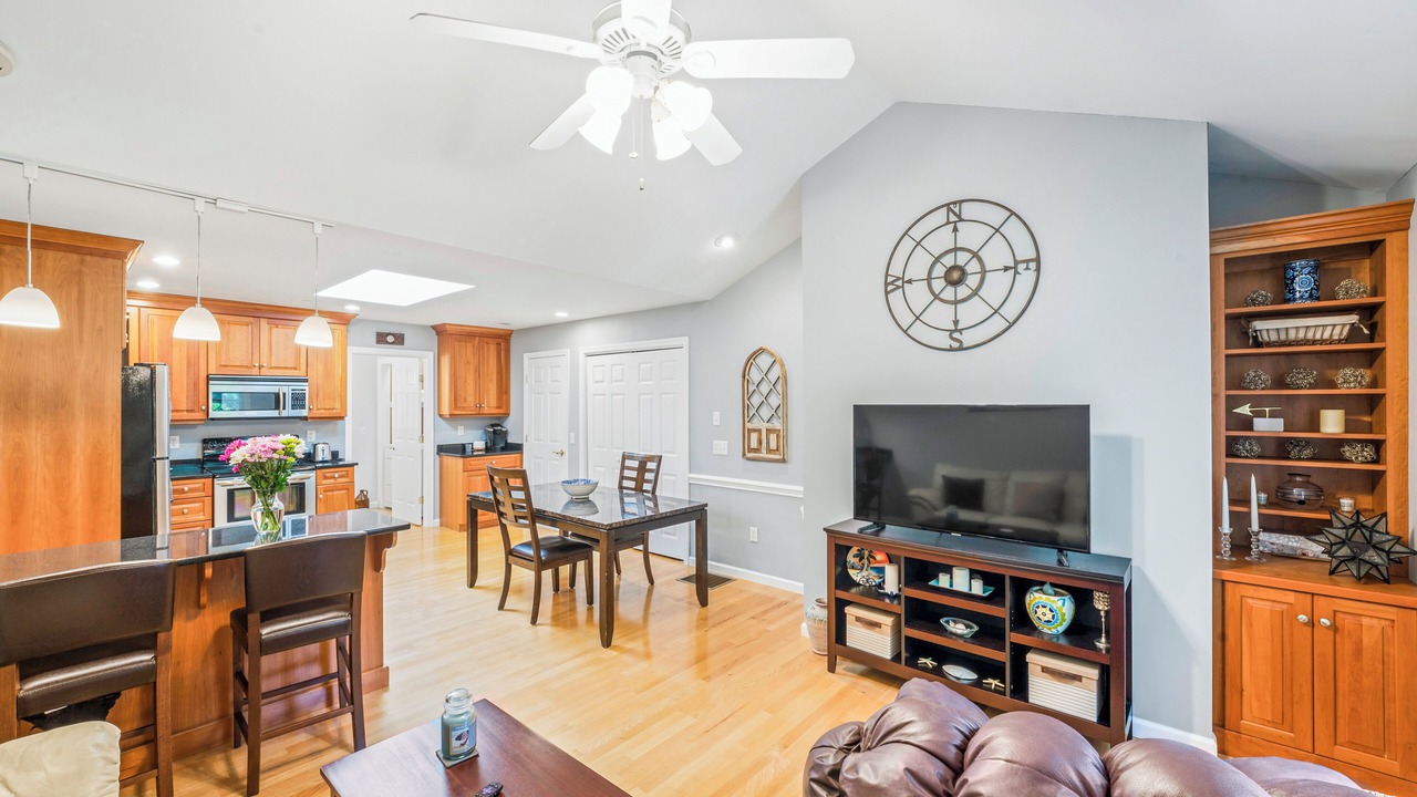 Photo of Livingroom in Old Lyme