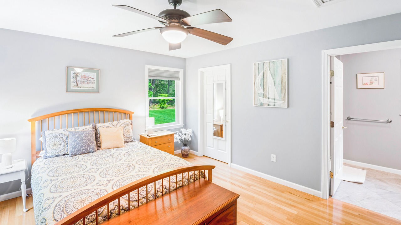 Photo of Bedroom in Old Lyme